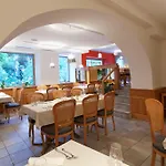 Отель Restaurant Le Gietroz Ле-Шабль