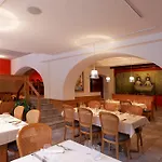 Hotel Restaurant Le Gietroz 2*